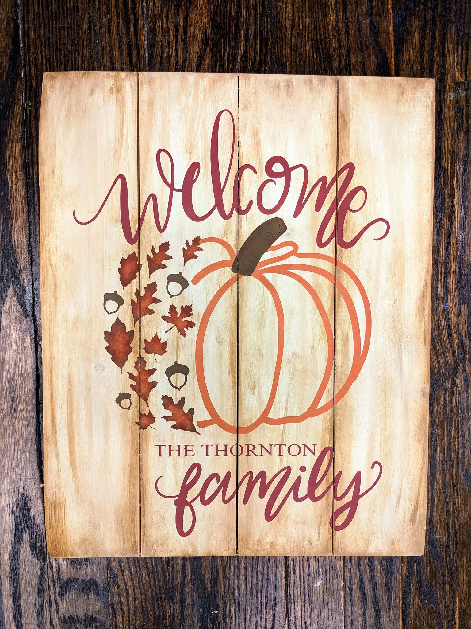 Welcome with family name - Pumpkin acorns and leaves 14x17