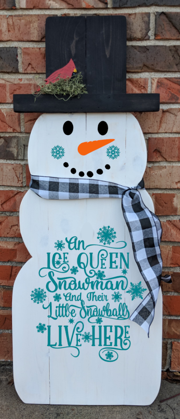 Snowman - An ice queen lives here