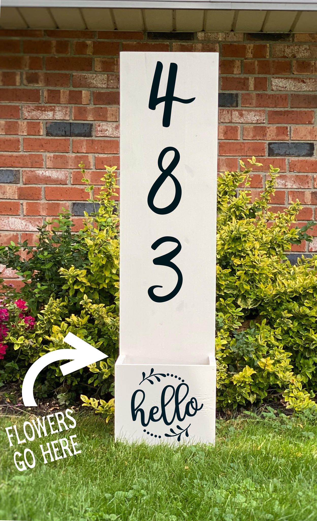 Porch Planter - House number with hello